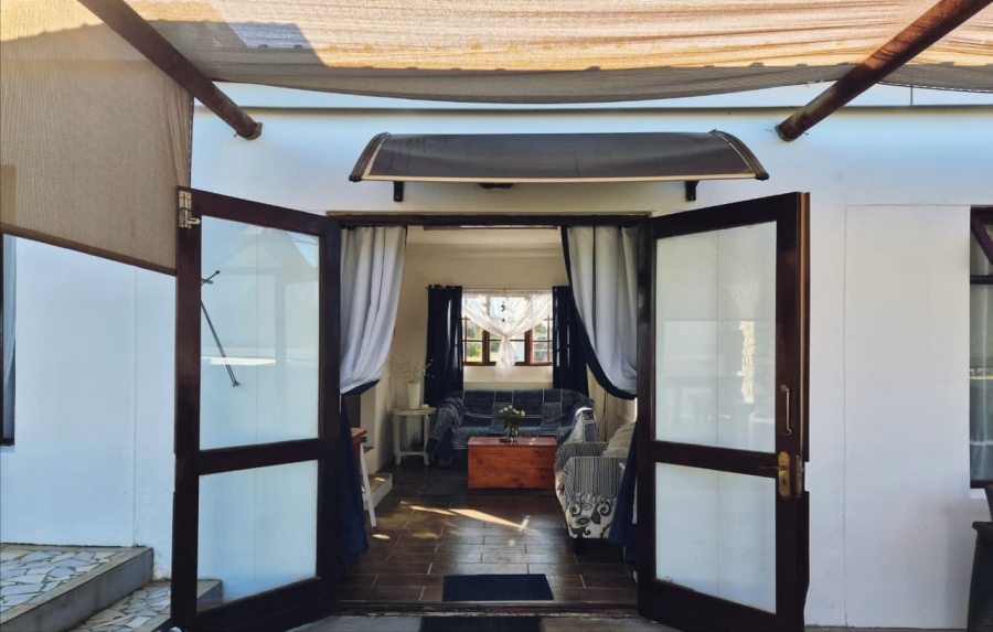 2 Bedroom Property for Sale in Stilbaai Oos Western Cape